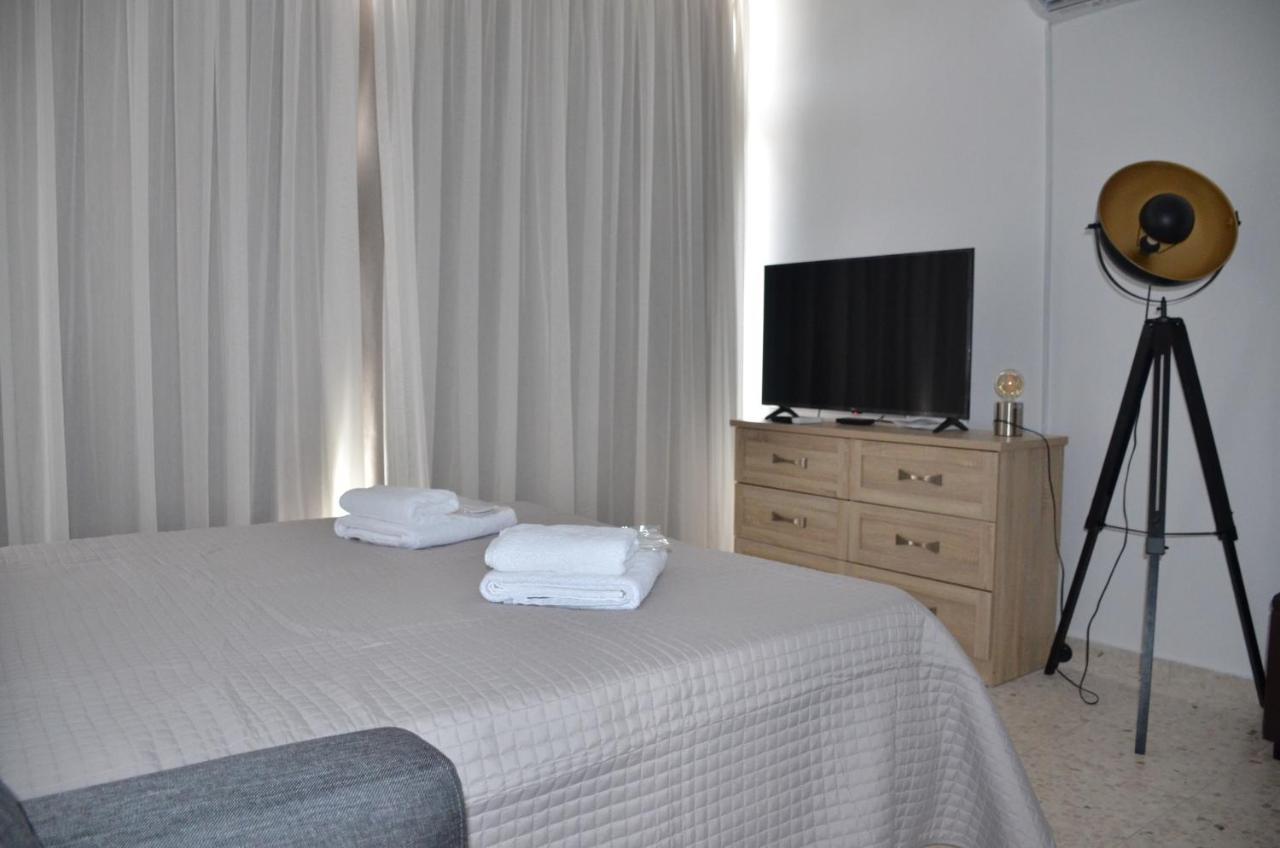 Almyria Apartments - By Imh Travel & Tours Пафос Екстериор снимка