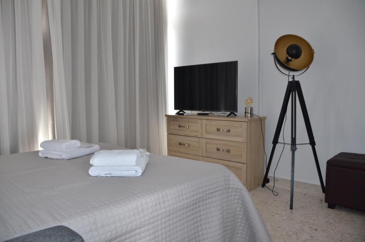 Almyria Apartments - By Imh Travel & Tours Пафос Екстериор снимка